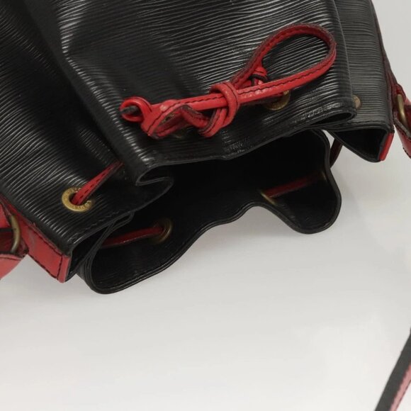 LOUIS VUITTON Epi Noe Shoulder Bag Bicolor Black Red - Picture 14 of 16